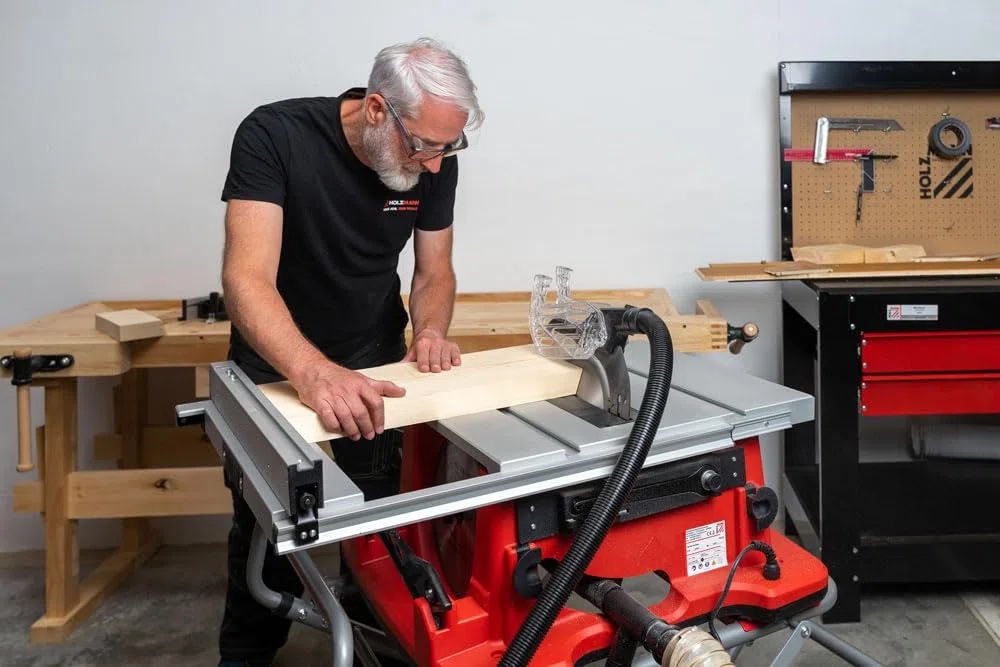 Holzmann 230 V TK255 Kreissäge auf Tisch