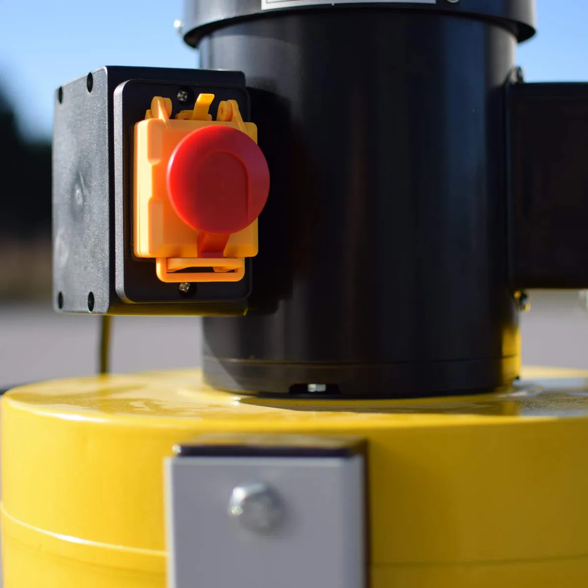 BAMATO Absauganlage AB-1500CF | inkl. Adapter Set und Feinstaubfilter | 230V Anschluss | 750 W Motorleistung | 1500 m³/h Absaugleistung | Absaugung Werkstatt Holz