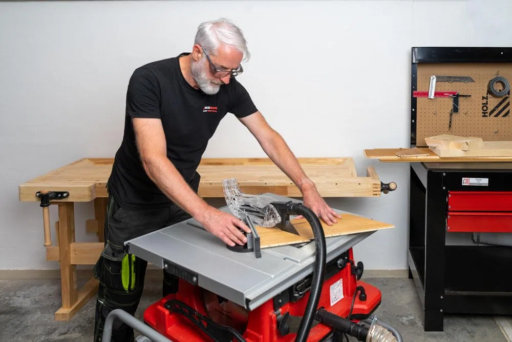 Holzmann 230 V TK255 Kreissäge auf Tisch