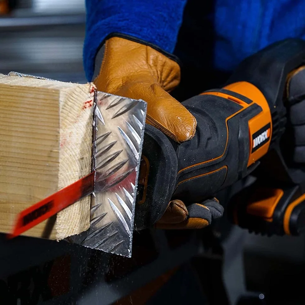 WORX WX500.9 Akku-Säbelsäge 20V, leistungsstarke Säbelsäge mit ergonomischem Design, variable Geschwindigkeit (inkl. Holz- & Metallsägeblatt, ohne Akku & Ladegerät)