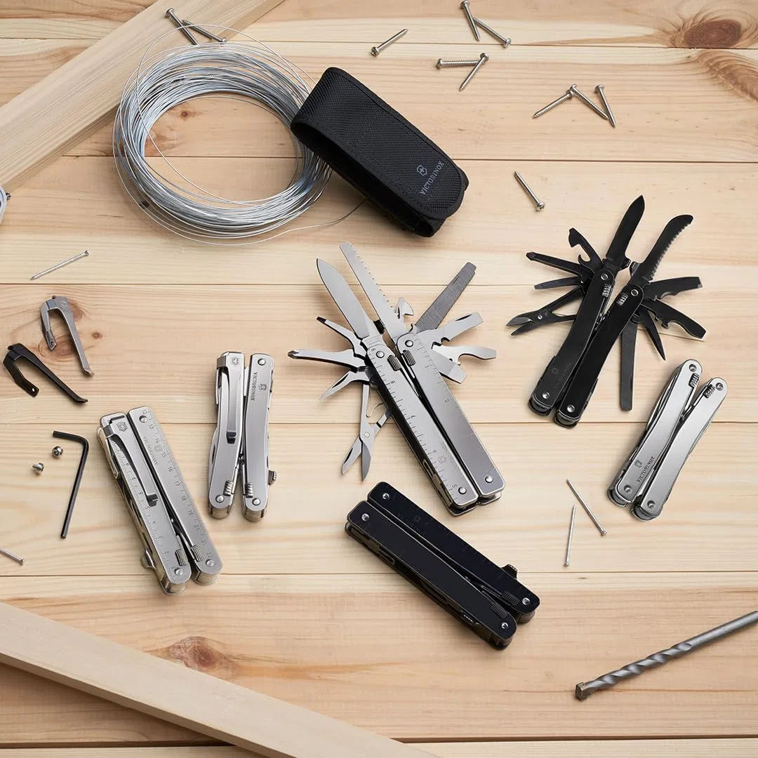 Victorinox Schweizer Taschenmesser Swiss Tool Spirit MX Clip, 24 Funktionen, Multitool Inkl. Zange, Schraubendreher, Dosenöffner, Silber