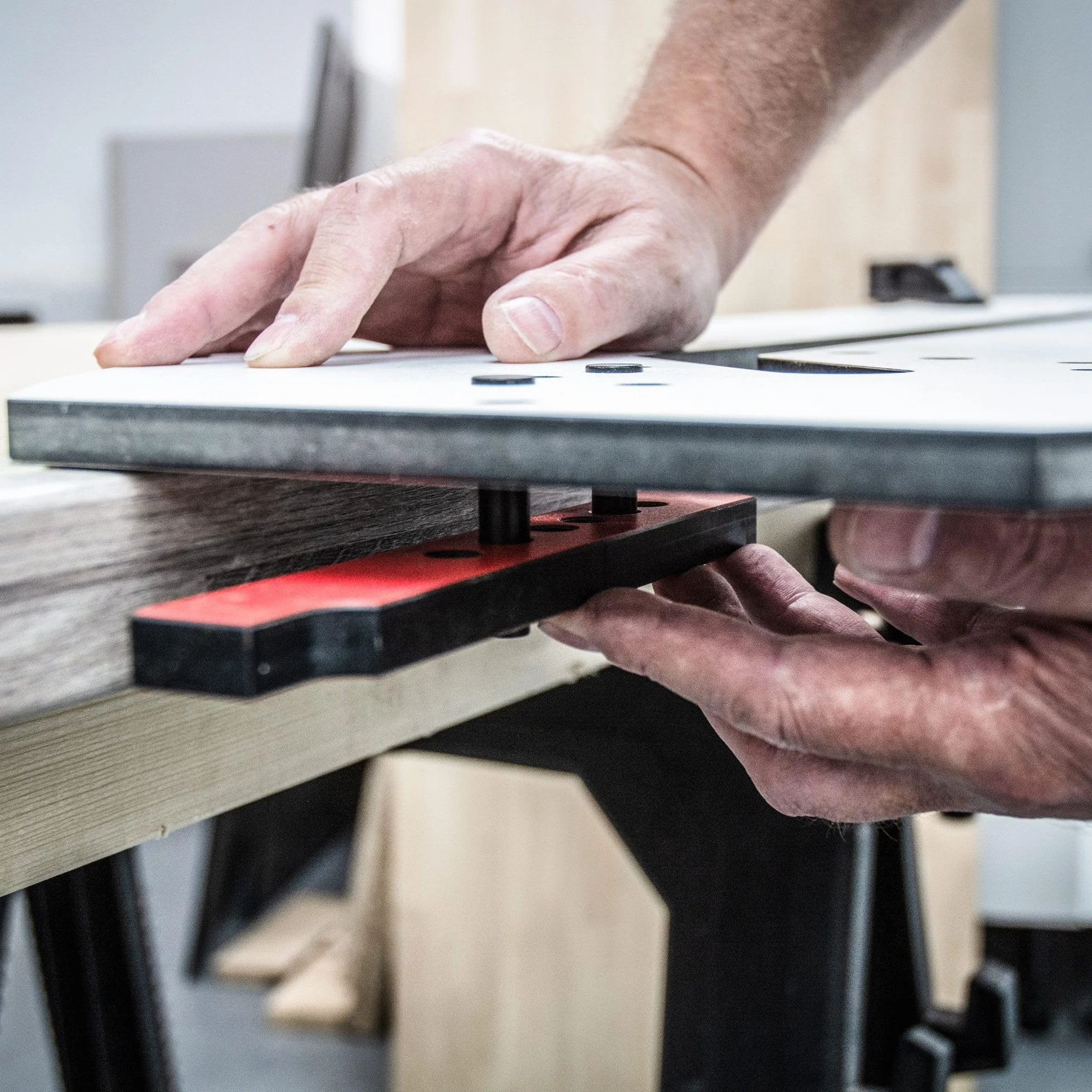 Trend KWJ700/PRO Küchenarbeitsplatten-Schablone für Mason-Mitre-Verbindungen, bis 700 mm Plattenbreite, Frontkanten-Ausrichtung ohne Einstellstifte, für präzise Eckverbindungen, KWJ700/PRO