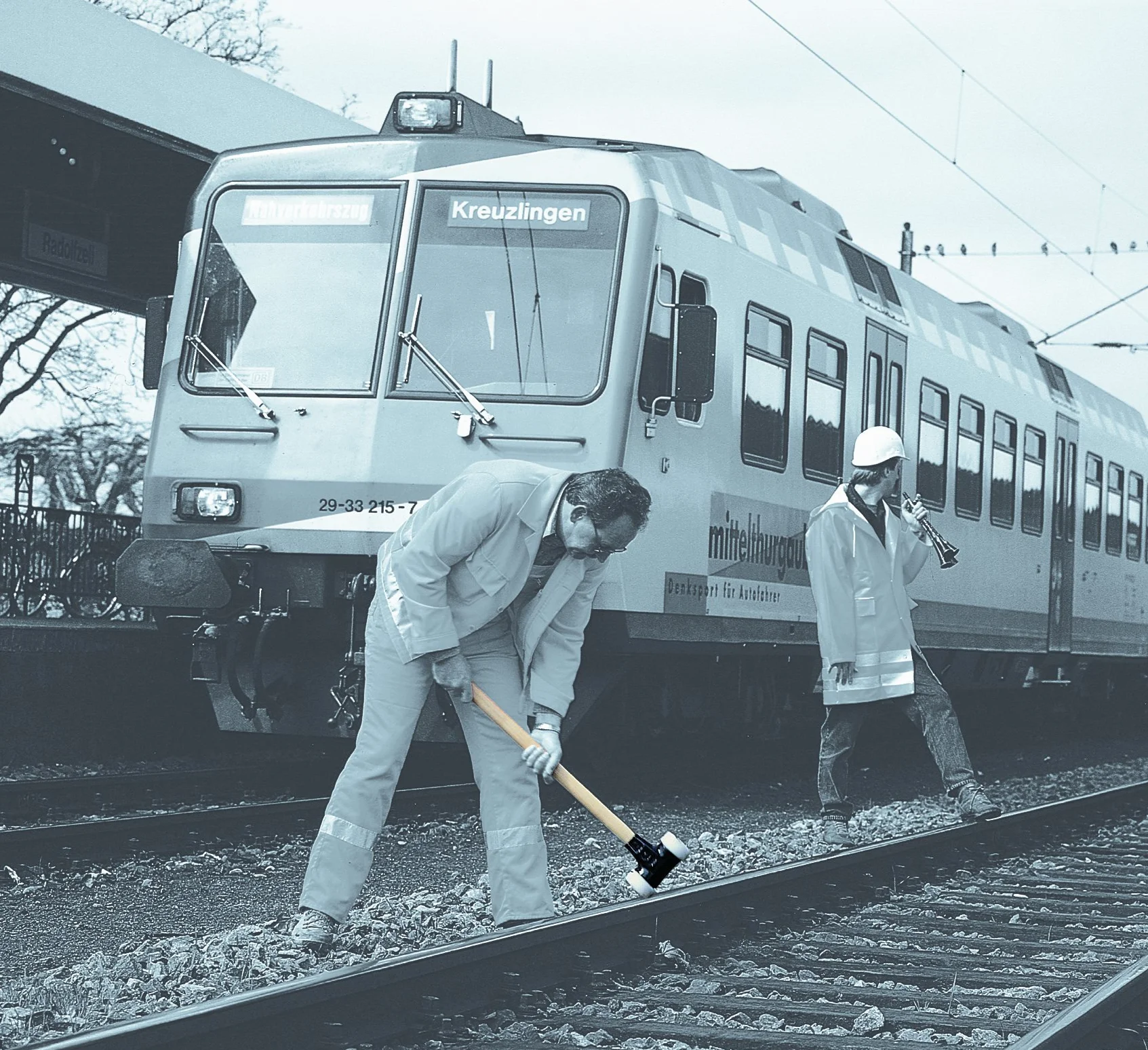 Wiha Safety Schonhammer / Hammer mit Härtegrad 8 - weiß, weiß / Kunststoffhammer rund, Gewicht 640 g, Länge 325 mm, Ø 40 mm
