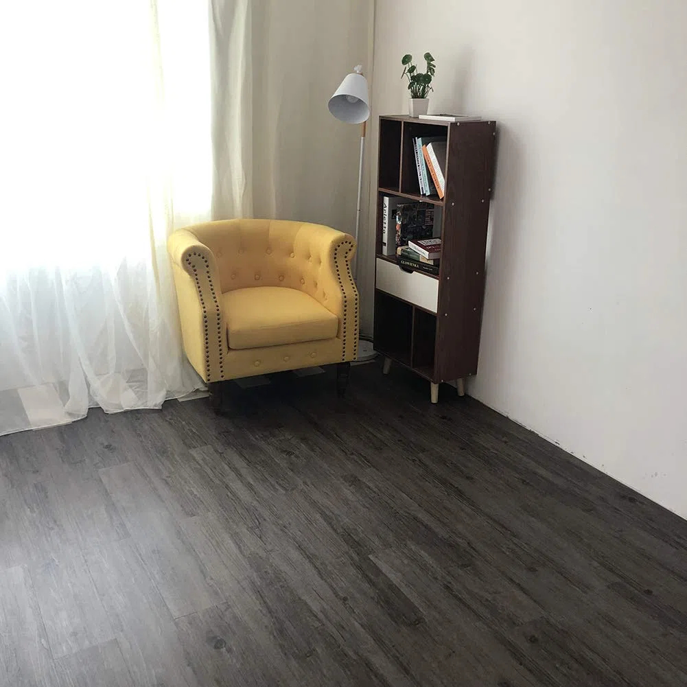 INMOZATA 5,02m²/ 36 Fliesen PVC Bodenbelag Selbstklebend Vinylboden Selbstklebend PVC Laminat -91,5 x 15,2cm -Dicke 2 mm Rutschfeste Wasserfest Schneidbar (Dunkelgrau)
