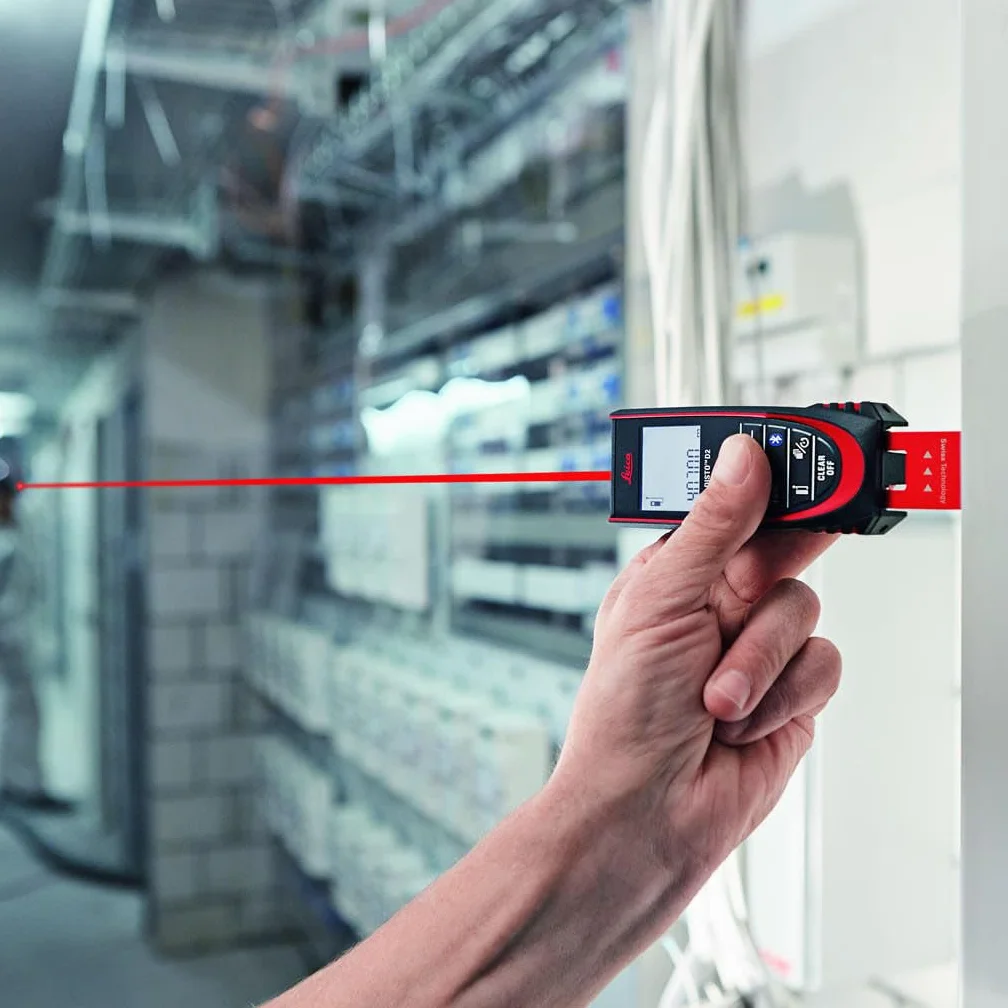 Leica DISTO D2 – funktioneller Laser Entfernungsmesser mit Bluetooth (App-Nutzung) für Distanz-, Flächen- und Volumenmessungen (Innenbereich & automatische Endstückerkennung)