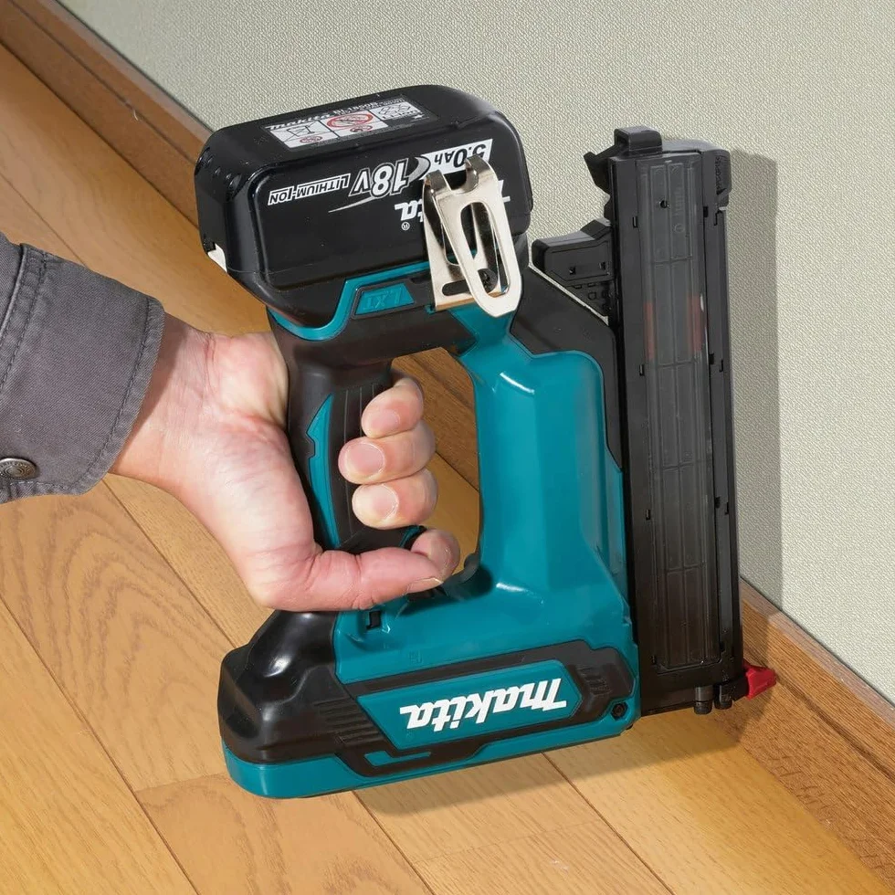 Makita DFN350Z Akku-Stauchkopfnagler 18V (ohne Akku, ohne Ladegerät)