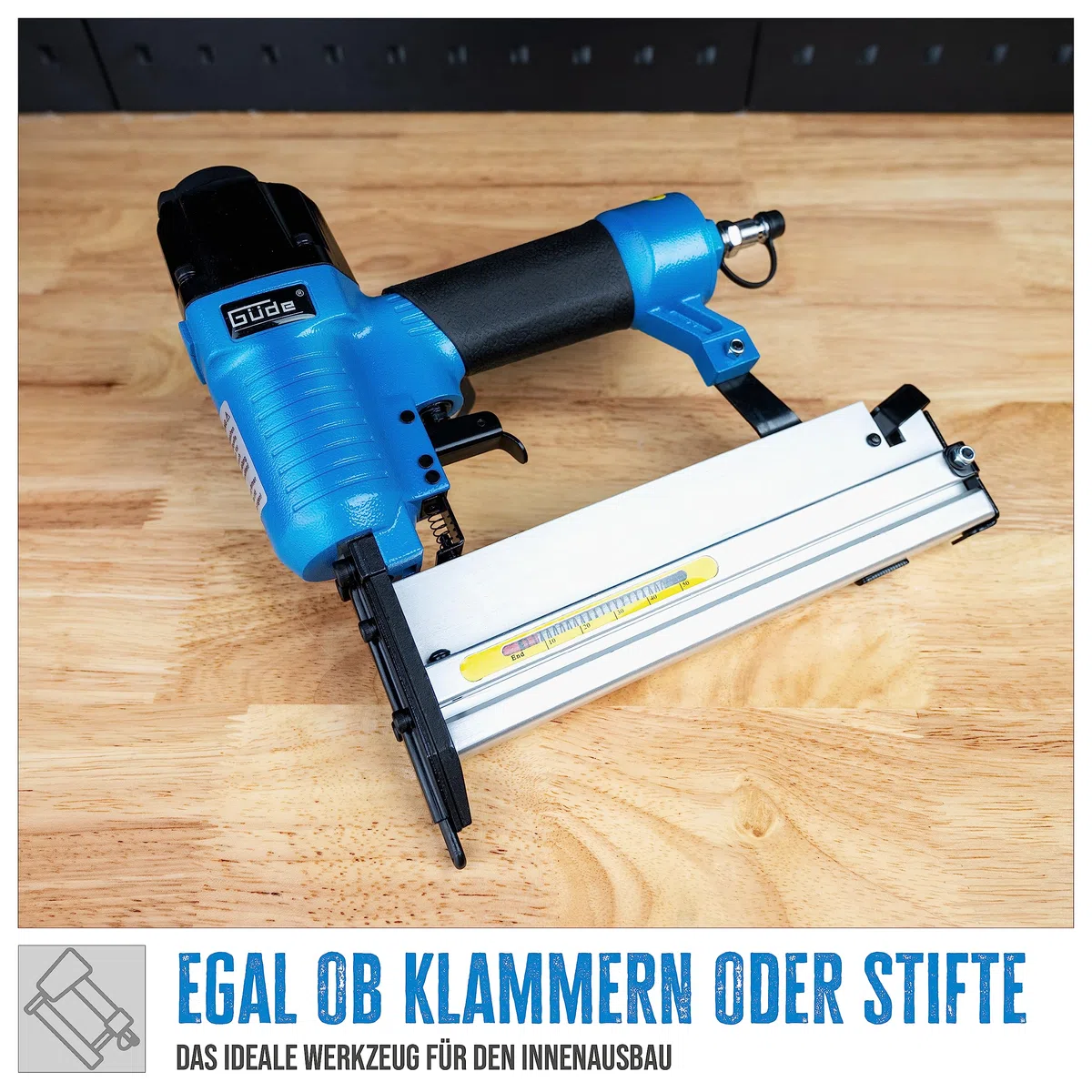 Güde Druckluft-Klammergerät/Nagler (max. 6 bar, Test GUT - SEHR GUT, Tiefenkontrollrad, Sicherheitsschlagsperre, inkl. 1500 Klammern (20/32/40 mm) & 2000 Stifte (25/40 mm), Ölflasche, Tragekoffer)