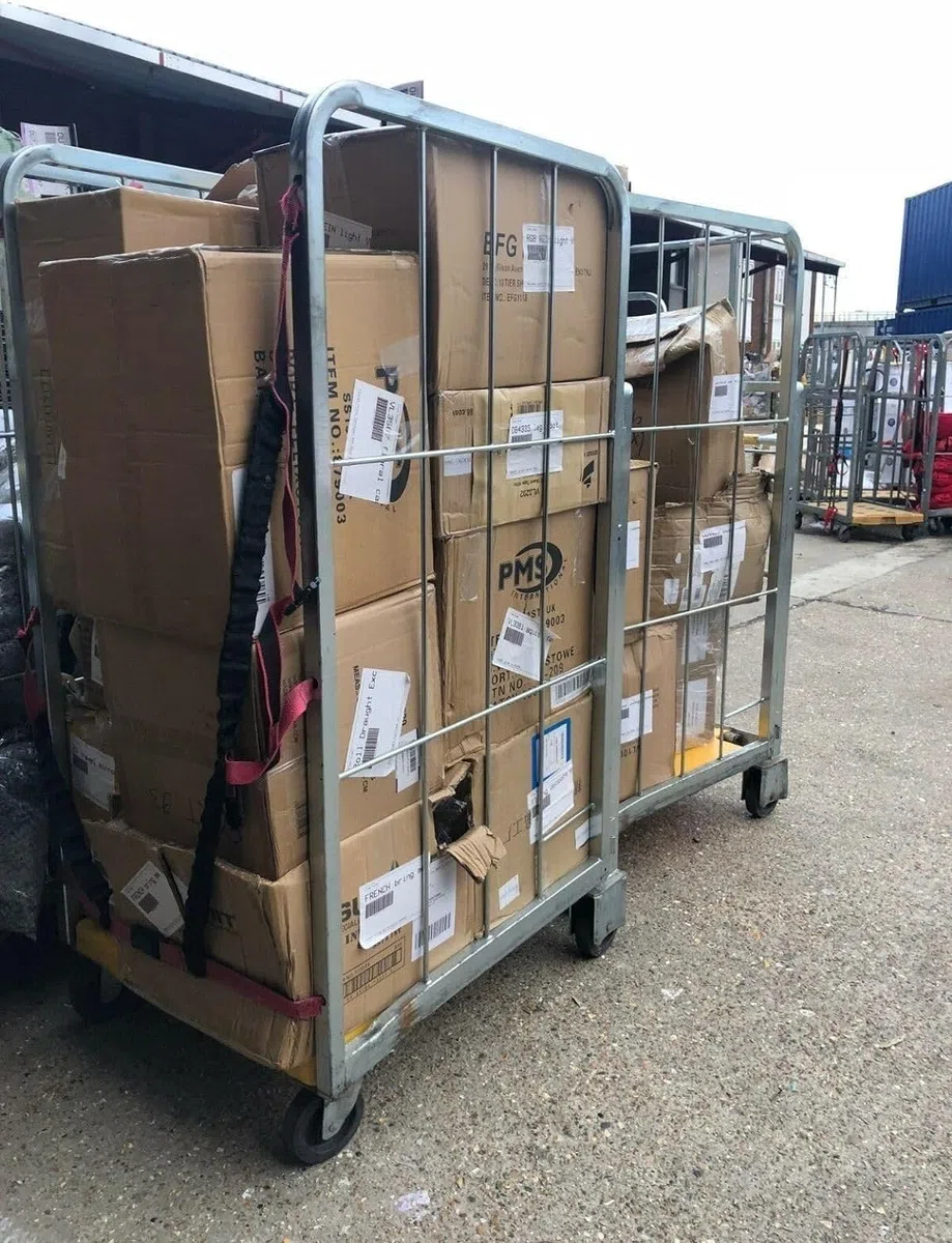Geräten im Jahr 2026 Paletten,4-34 STK. Palettenware Haushaltswaren Multimedia A Ware B Ware Palette Elektronik Geschenkbox a27