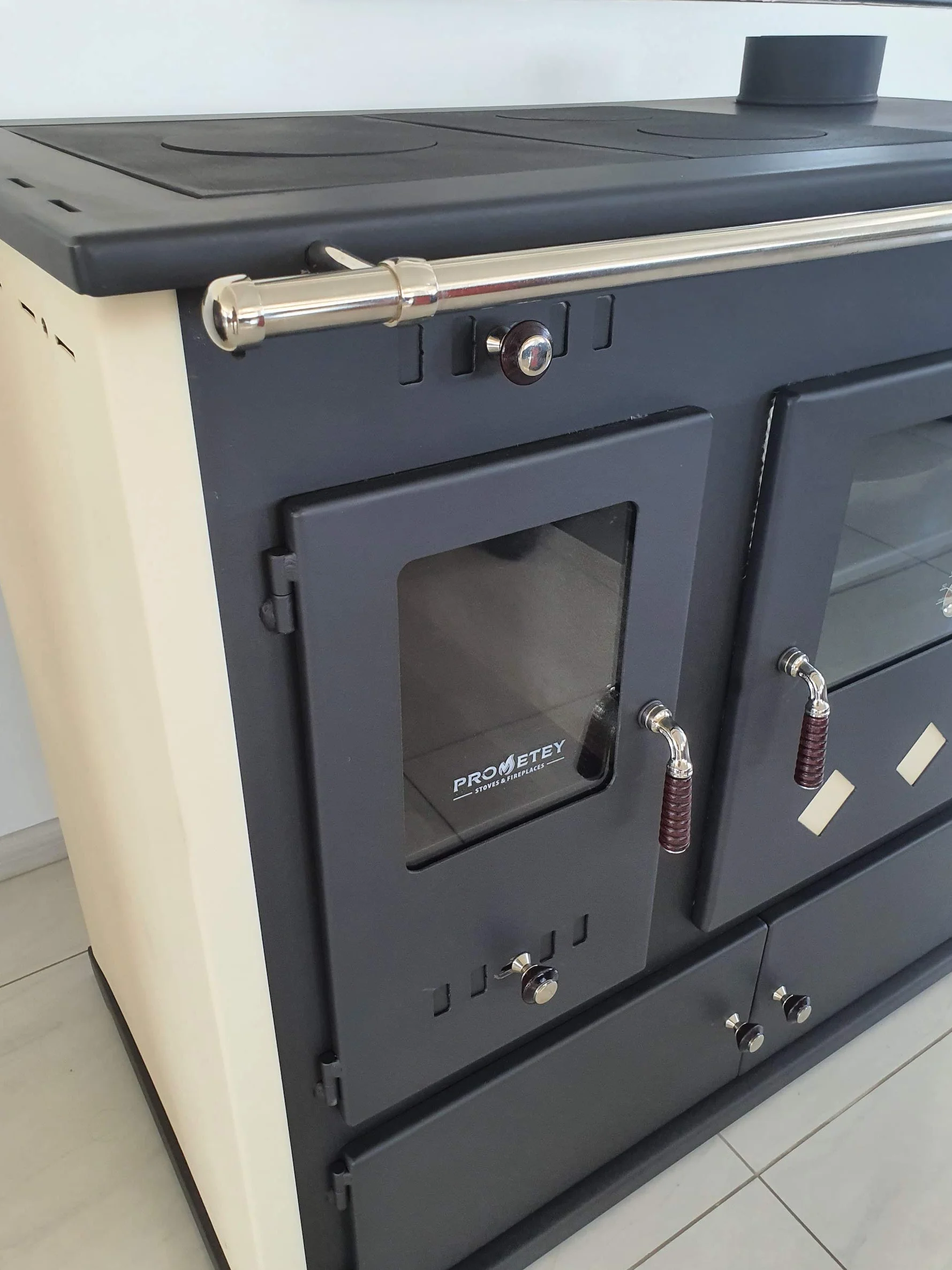 Kaminofen mit Backfach und Herdplatte Practik Lux Holzofen 9,5 kW Kamin Ofen Dauerbrandofen Werkstattofen Schwedenofen Hüttenofen Heizofen