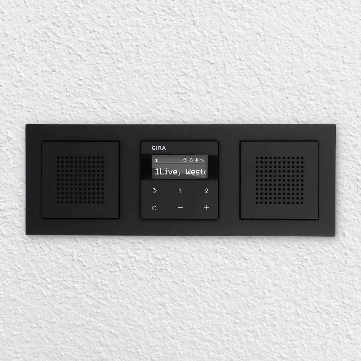 Gira Unterputz IP Internetradio 232003 + Bluetooth Komplett-Set mit 2 x Lautsprecher - E2 schwarz matt mit 3fach Rahmen Gira 021309 inkl. EBROM Phasenprüfer zur Montage der Geräte