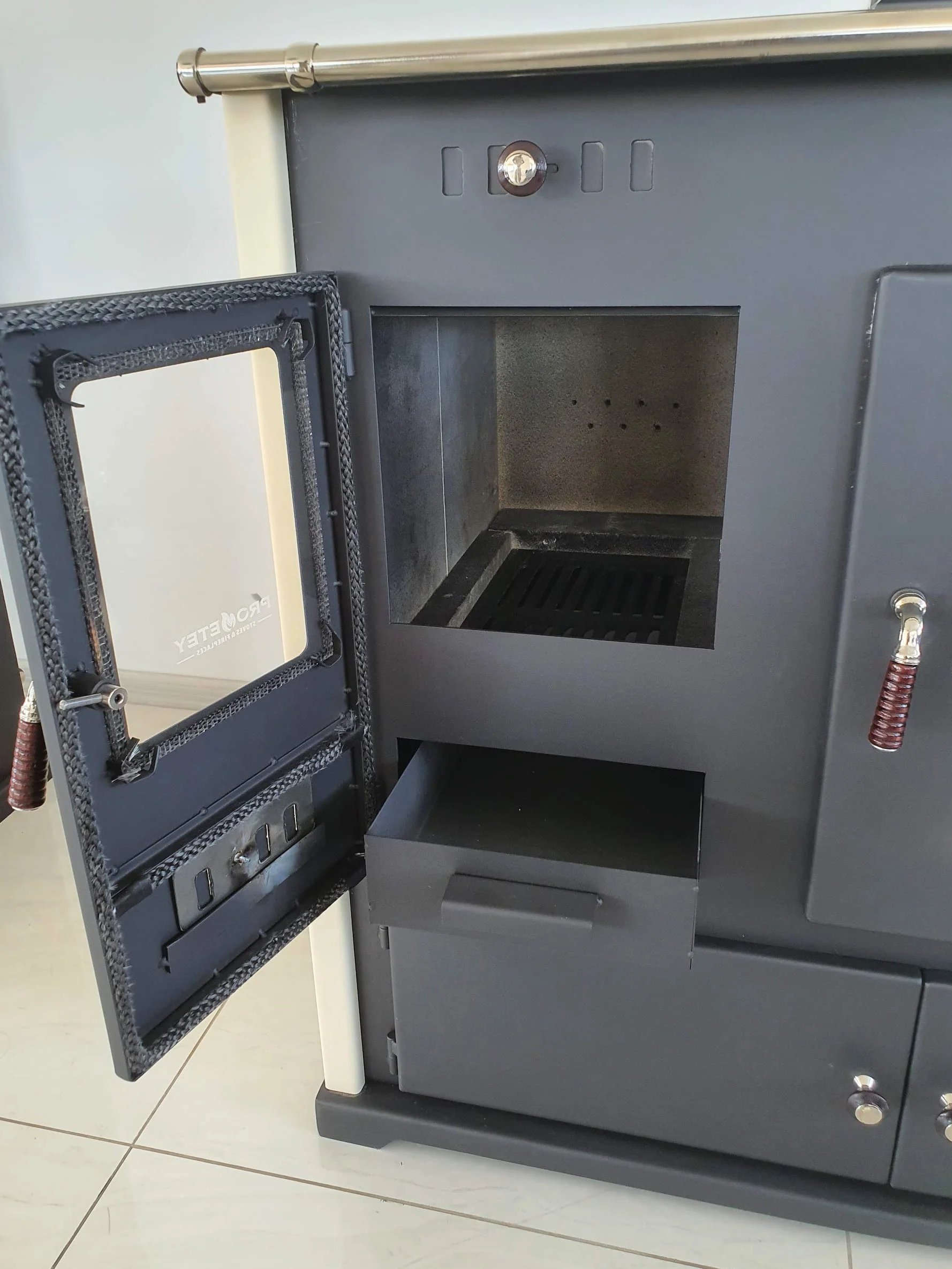 Kaminofen mit Backfach und Herdplatte Practik Lux Holzofen 9,5 kW Kamin Ofen Dauerbrandofen Werkstattofen Schwedenofen Hüttenofen Heizofen