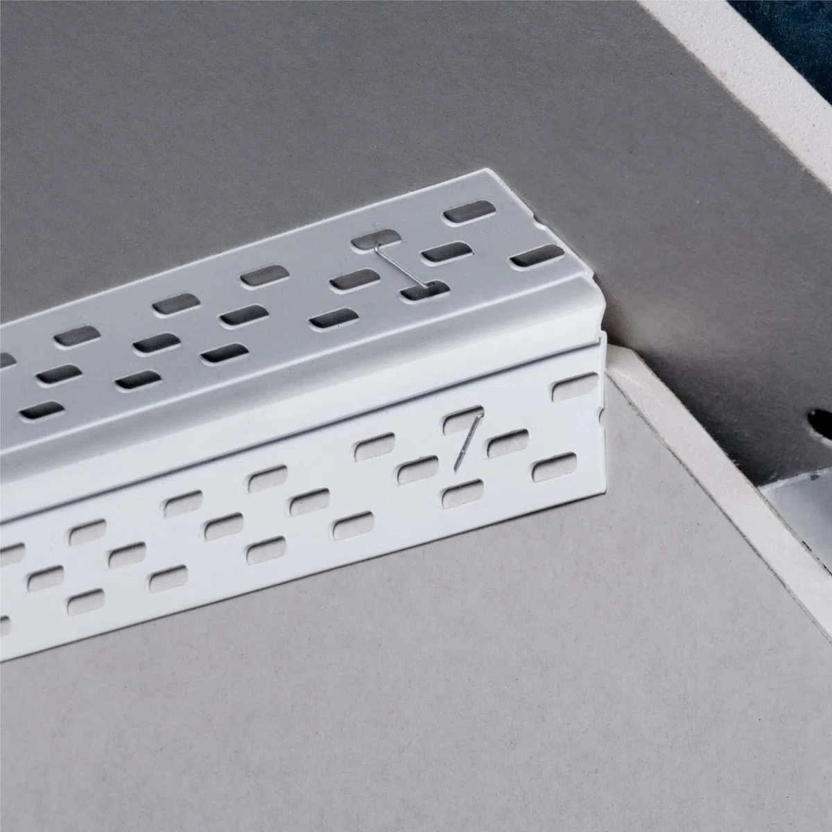 PROTEKTOR Bewegungsfugenprofil Magic Corner 25m Rolle Weiß - Dehnfugenprofil Trockenbau - Fugenband für Wand Decke Dachschräge