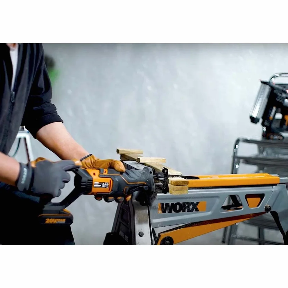 WORX WX500.9 Akku-Säbelsäge 20V, leistungsstarke Säbelsäge mit ergonomischem Design, variable Geschwindigkeit (inkl. Holz- & Metallsägeblatt, ohne Akku & Ladegerät)