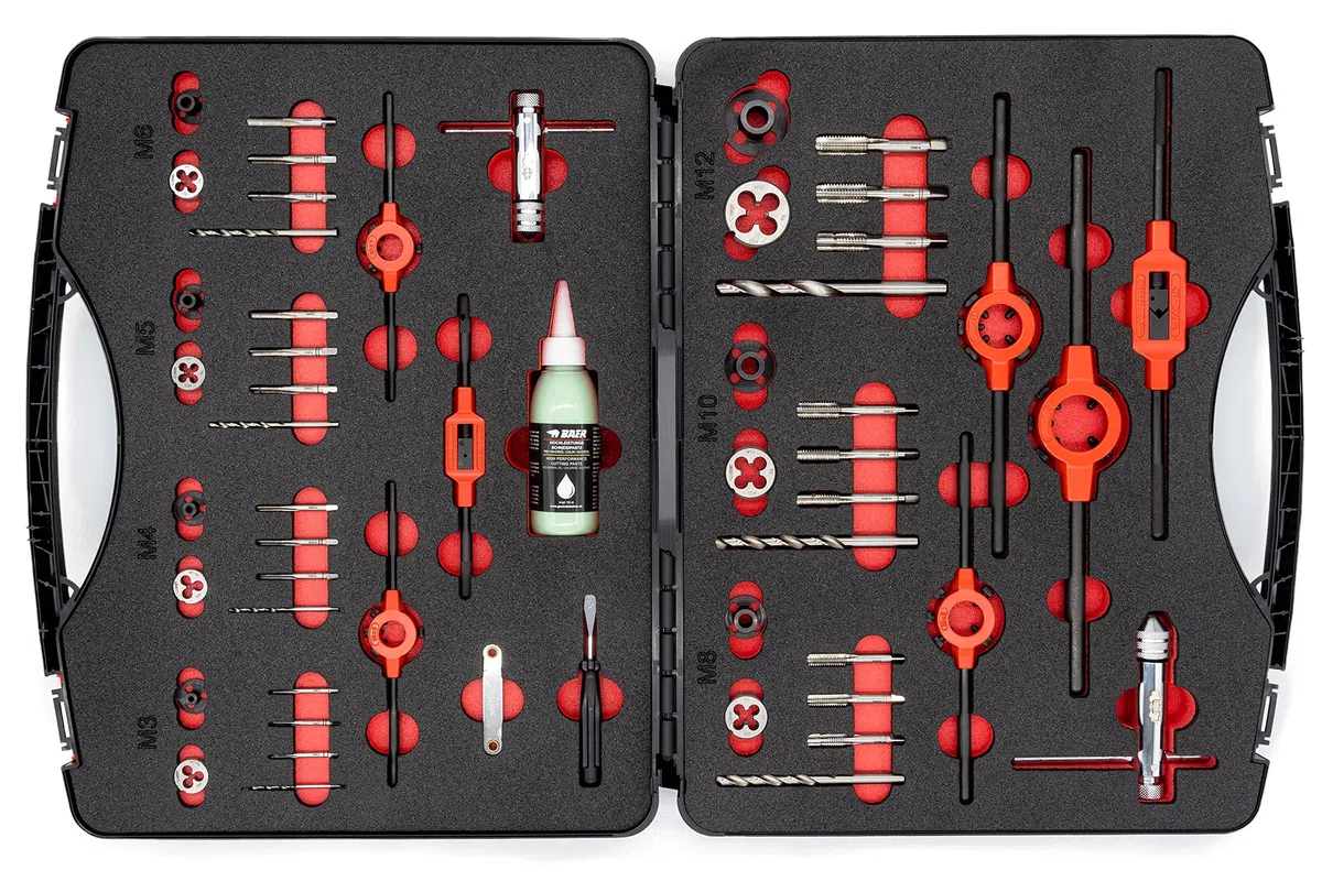 BAER Gewindeschneider Set, M3 - M12, HSS, Gewindeschneiden, Handgewindebohrer, Schneideisen, Gewindeschneidsatz, Gewindewerkzeuge, Schneidpaste, Profi Gewinde-Werkzeugkoffer