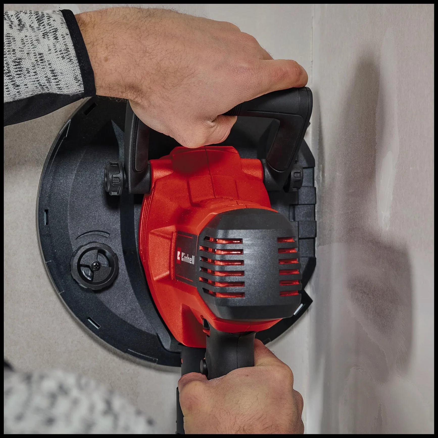 Einhell Trockenbauschleifer TC-DWS 225 (1220 W, Schleifteller mit Bürstenkranz, integrierte Staubabsaugung, inkl. 6x Ø 225 mm Schleifpapier)
