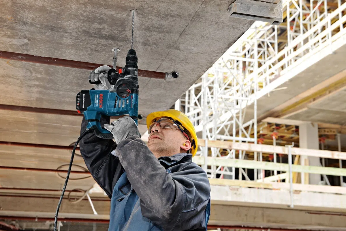 BOSCH Kombihammer GBH 3-28 DFR mit L-Boxx