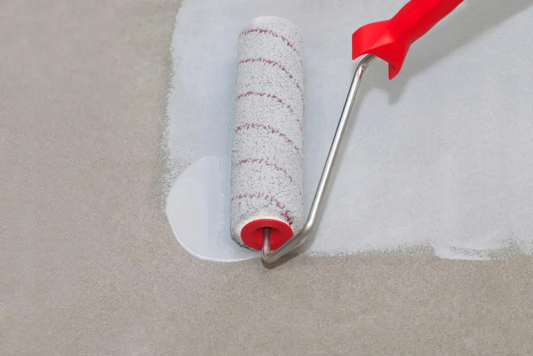 Außen 2K Epoxidharz Betonbeschichtung | 5,8 KG - 38 m² | RAL 7047 Telegrau | Beschichtung für Betonboden & Betonwände, Garage, Balkon, Terrasse | UV-beständig, Lösungsmittelfrei | SwissTech