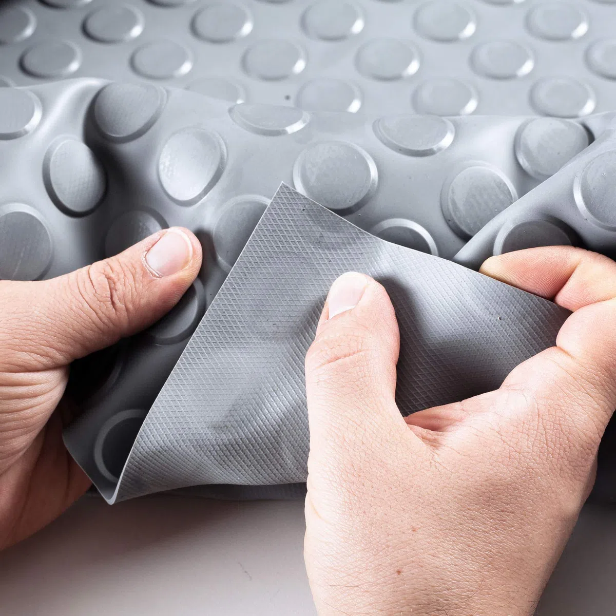 ANRO Gummimatte Noppenmatte Meterware 3mm Gummiläufer Noppen Bodenmatte als Werkstattboden, Antirutschmatte, Werkbank Auflage, Gummi Matte für Anhänger, Keller, Garage TPE Grau 140 x 100cm