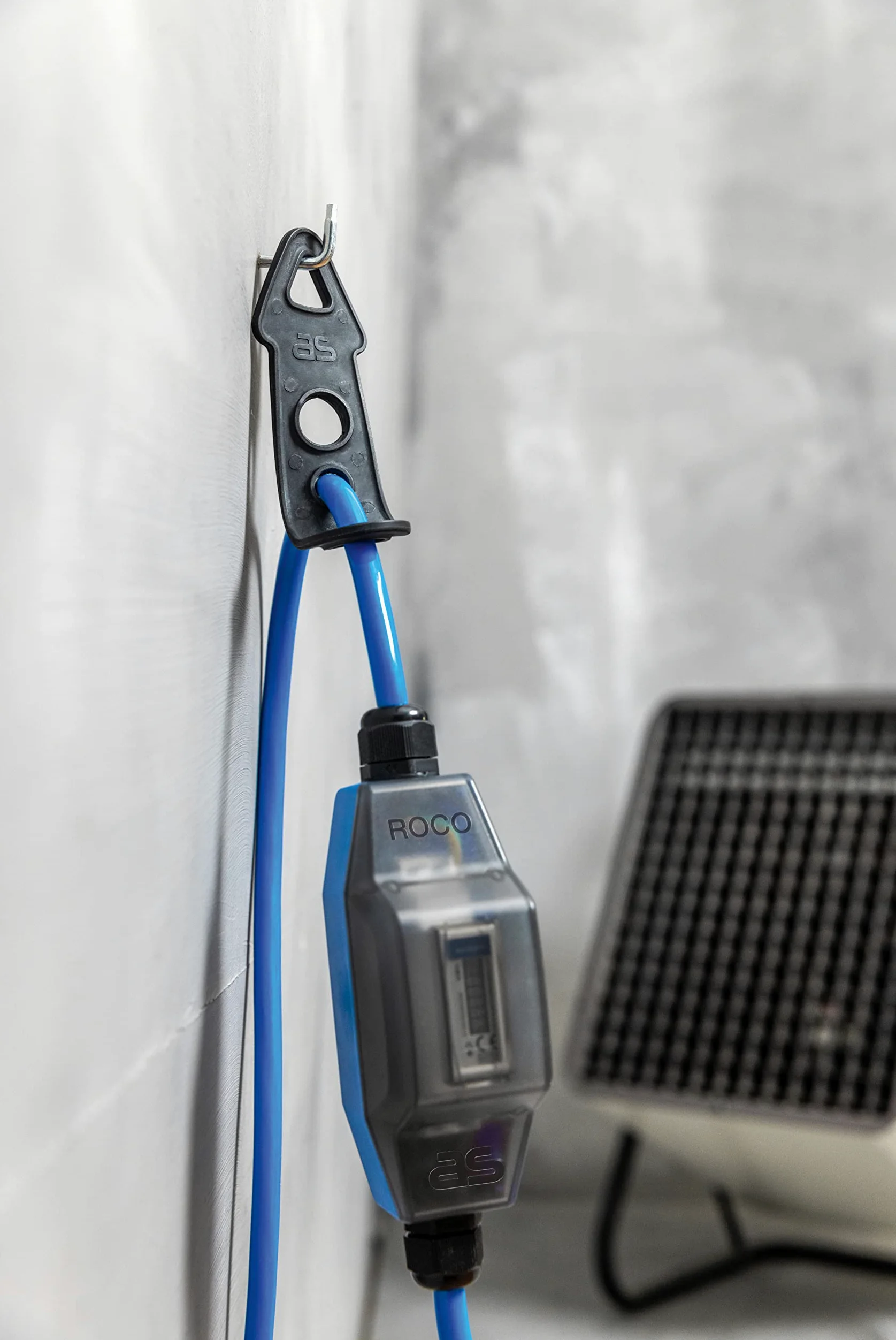 as - Schwabe Stromzähler ROCO mit PRCD, MID konform - Wechselstromzähler 1-phasig, 5+1- stellig analog - 230V/16A/max. 3500W - mit Aufhängelasche, IP44, 61760