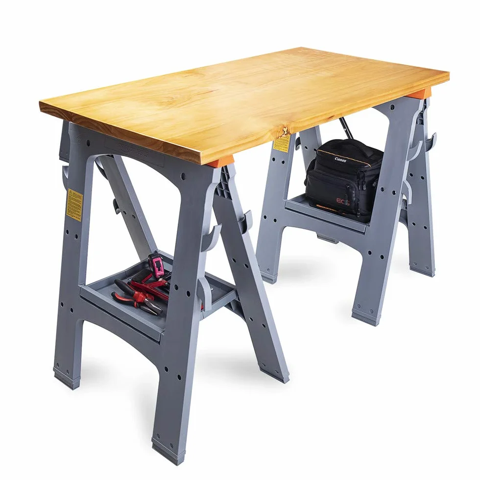 Amazon Basics Sägebock, tragbar, faltbar, rechteckig, 408 kg Kapazität, mit Aufbewahrungshaken, einfach zu bedienen, Grau, Orange, 2er-Pack