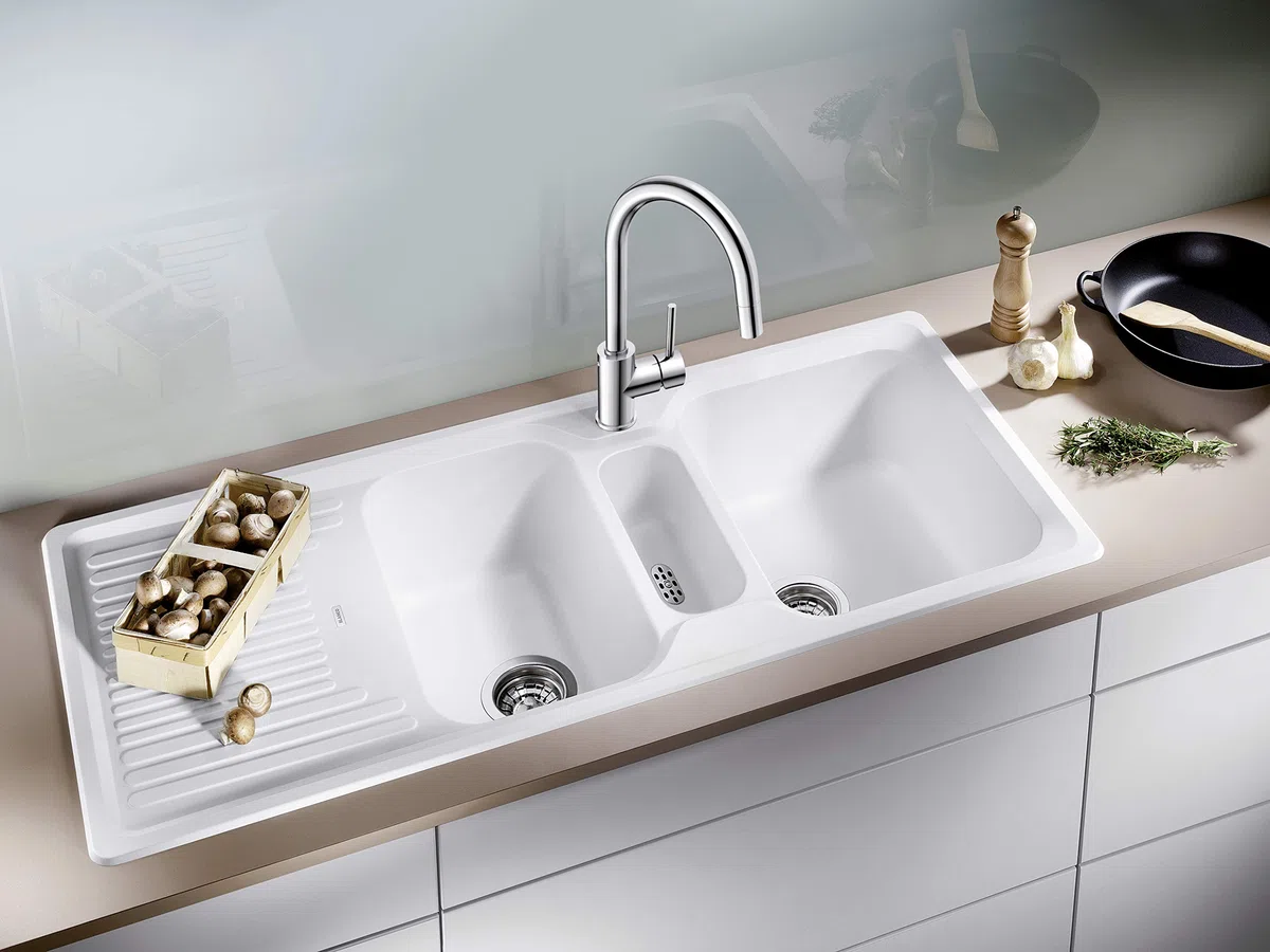 BLANCO MIDA | Küchenarmatur in chrom | Hochdruck | Rückflussverhinderer | Keramik Kartusche | Gesicherte Wasserqualität & wassersparend | [10,6x18,5x32,7 cm]